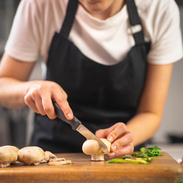 Zyliss Gemüsemesser 9 cm – Deutsche Edelstahlklinge, Eco Weizenstrohgriff & Sicherer Klingenschutz