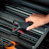 Zyliss Éplucheur Y 14 cm – Lame Inox Double, Manche Éco en Paille de Blé & Protège-Lame