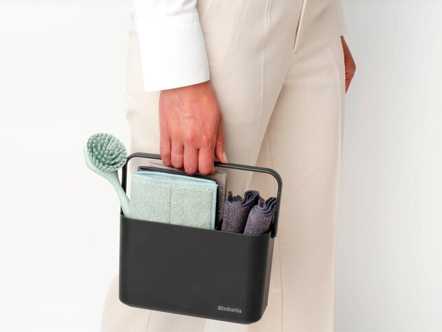 Brabantia SinkSide Cleaning Set – 8-Piece, 3 Microfibre Pads, 2 Cloths, Dish Brush, Squeegee, Ergonomic Caddy, Dark Grey