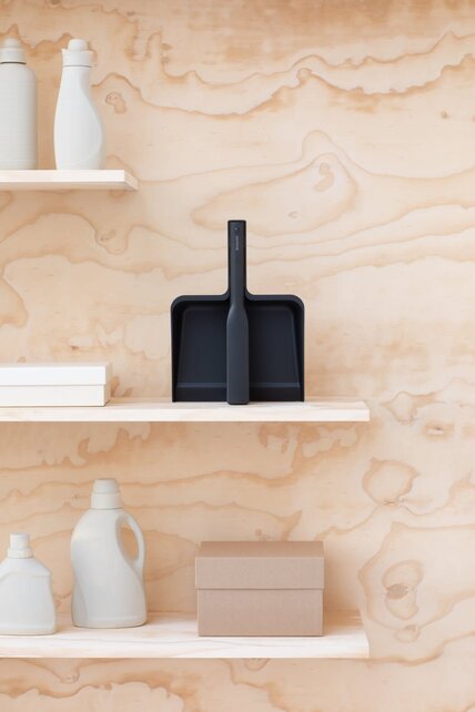 SinkSide Stofblik Met Borstel Set – Compleet, Duurzaam En Praktisch – Donkergrijs