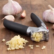 OXO Garlic Press – Large Capacity, Easy Clean
