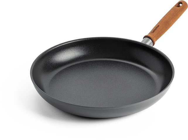 GreenPan Mayflower Pro Frying Pan 30cm – PFAS-Free Ceramic Non-Stick, Induction, Wooden Handle