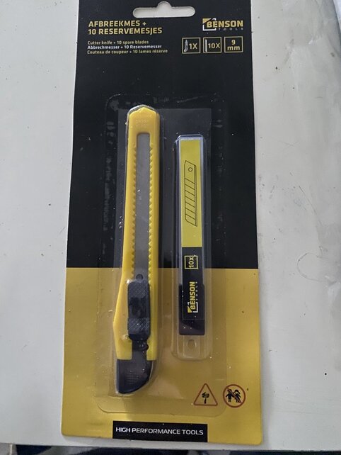 Benson Cutter 9 mm avec 10 Lames de Rechange