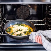 GreenPan Torino 28cm wok with ceramic non-stick coating, 3.6L capacity