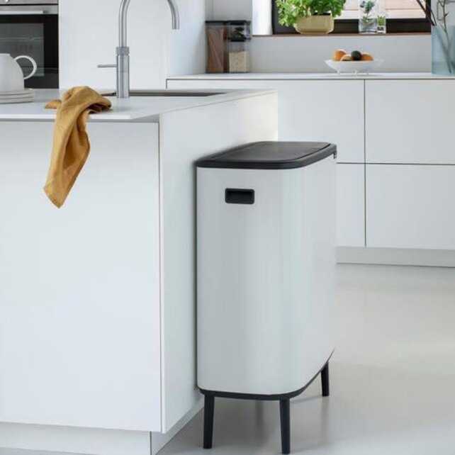 Brabantia Bo Touch Bin Hi 60L Weiß – Design Mülleimer mit Soft-Touch Deckel