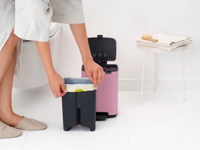Brabantia Bo Pedal Bin - 4 liters - Bathroom - Lilac Pink
