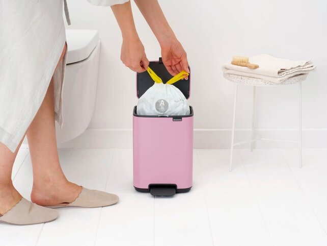 Brabantia Bo Poubelle à Pédale 4L – Salle de Bain Soft Close, Lilac Pink