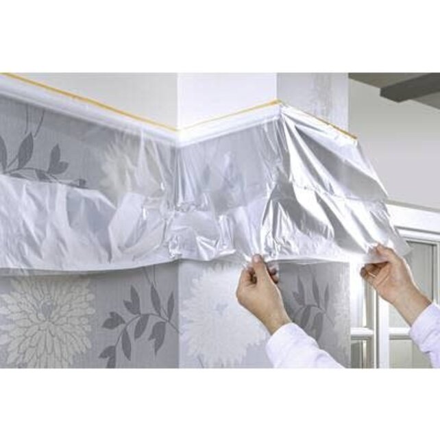 Tesa Easy Cover Precision afdekfolie met tape – 2-in-1 schilderfolie voor strakke randen