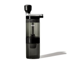 OXO Brew Manuelle Kaffeemühle – Edelstahl Kegelmahlwerk, 40 Stufen, Kompakt & Tragbar