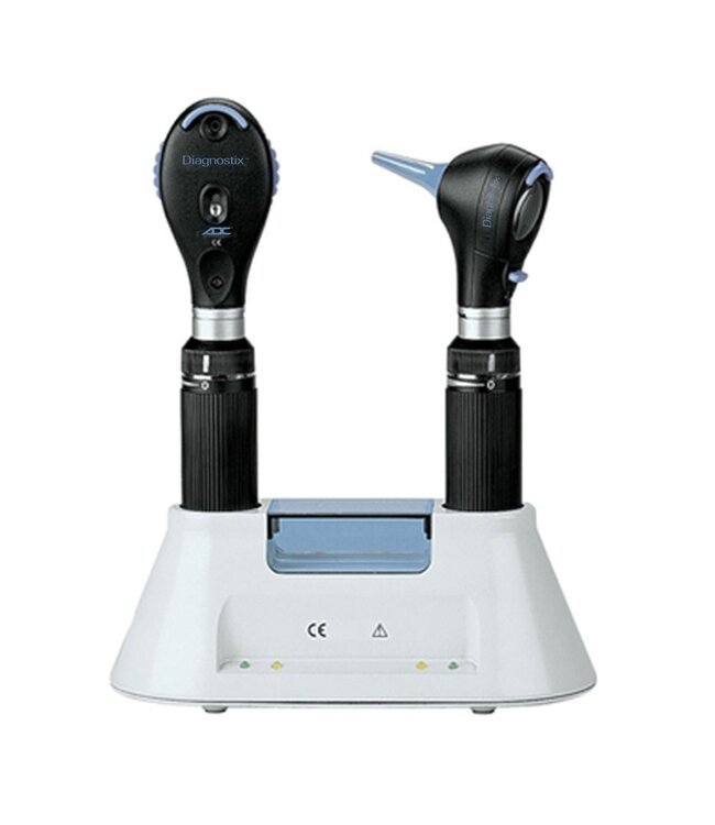 Diagnostix™ 5500 Desk Charger for two Diagnostix 3.5v battery handles