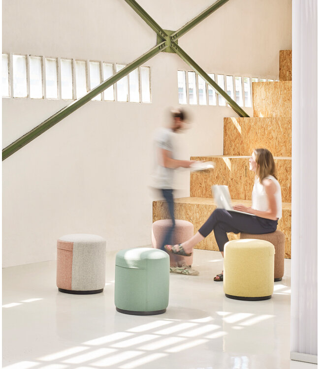 Cyl by Josep Lluscà