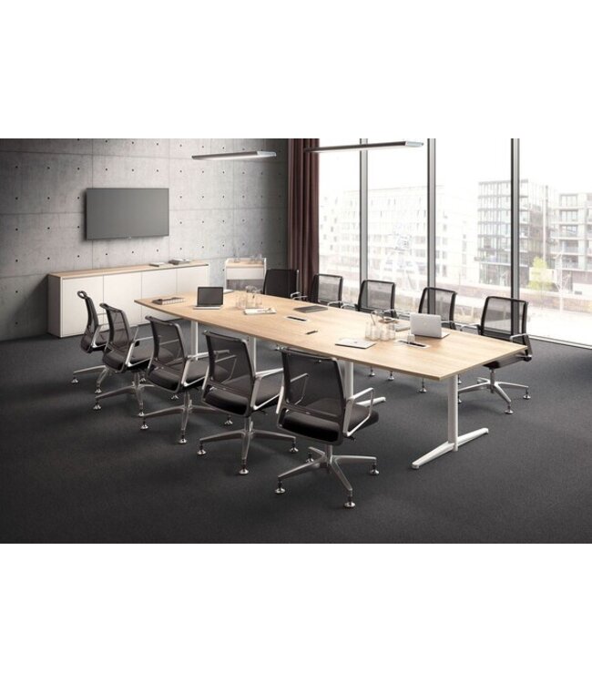 CONFERENCE A system for lively conversations