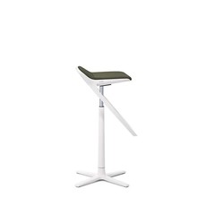 Interstuhl KINETICis5 bar stool, with footrest