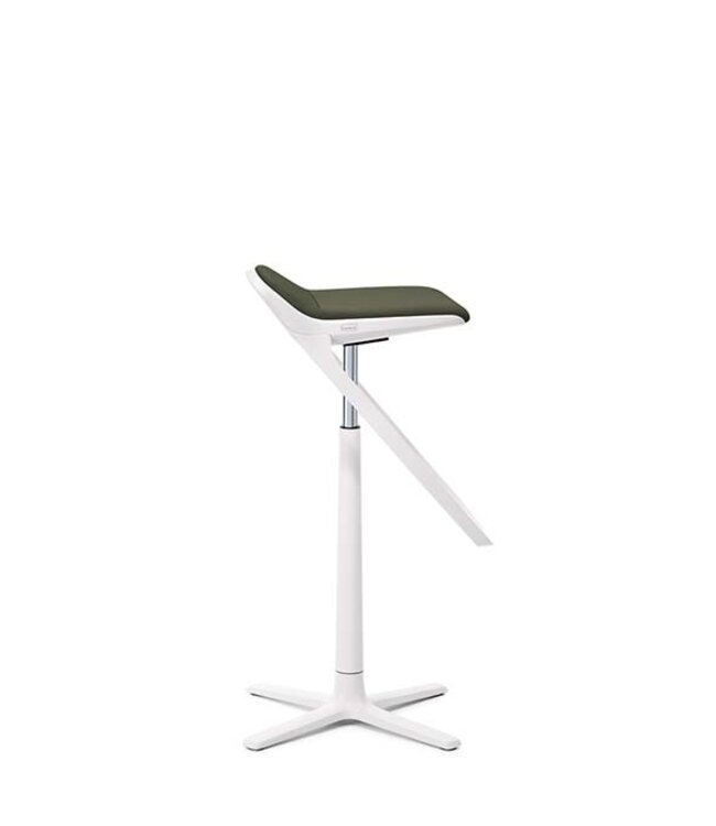 Interstuhl KINETICis5 bar stool, with footrest