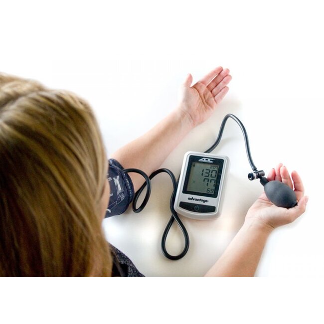 ADC Advantage ™ 6012N Semi-automatische digitale bloeddrukmeter