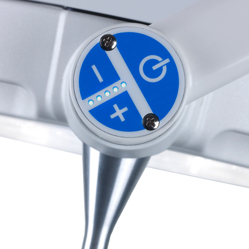 Mach LED 130F Statiefmodel 70.000 lux