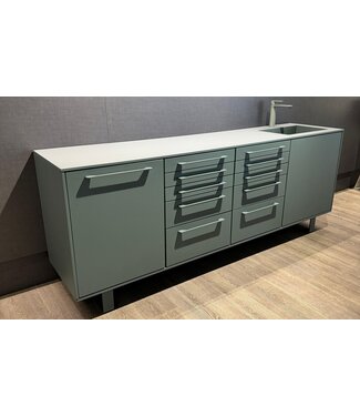 Edarredo E03 monocolor edition