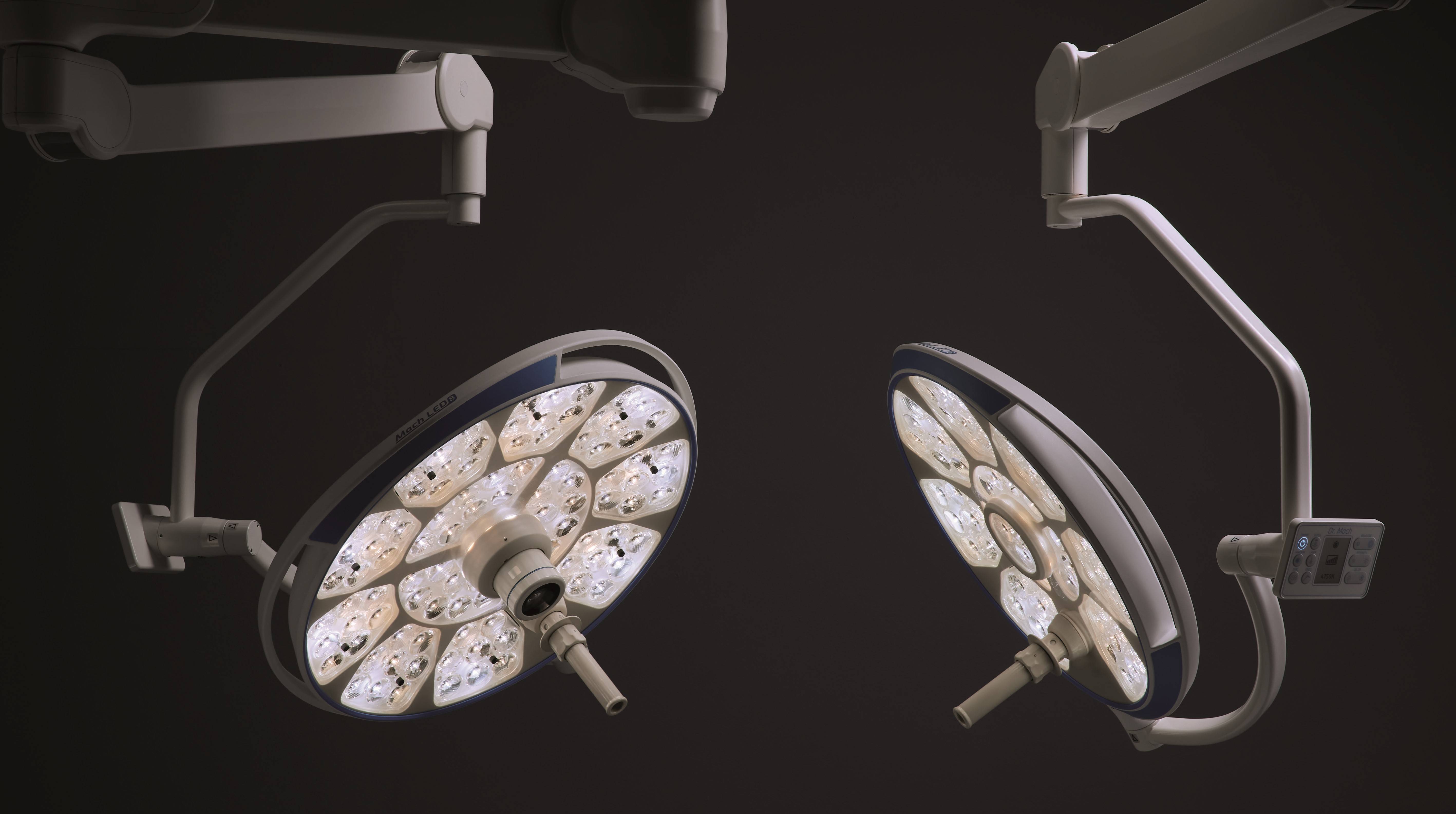 Dr. Mach Medical lighting