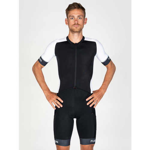 FUSION Fusion Trisuit Speedsuit V2 1001 Black FUSION Fusion Trisuit Speedsuit V2 1001 Black