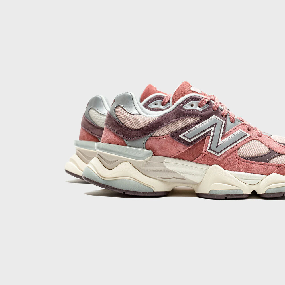 New Balance 9060 'Cherry Blossom' Sneakerhype Exclusive Sneakers