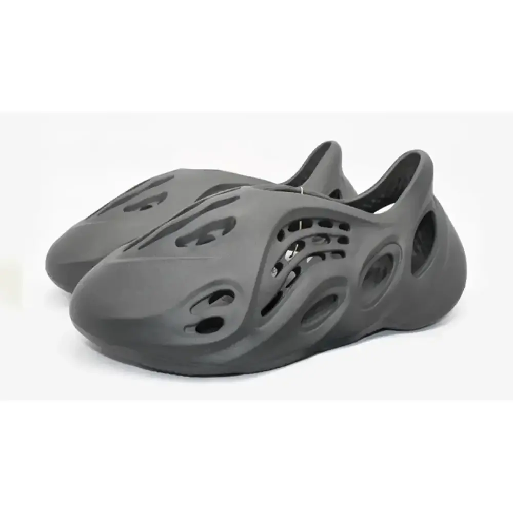 adidas Yeezy Foam RNR Carbon - IG5349 - Sneakerhype | Exclusive