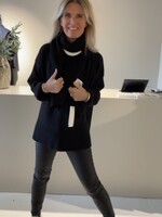 My Essential Wardrobe Scarf