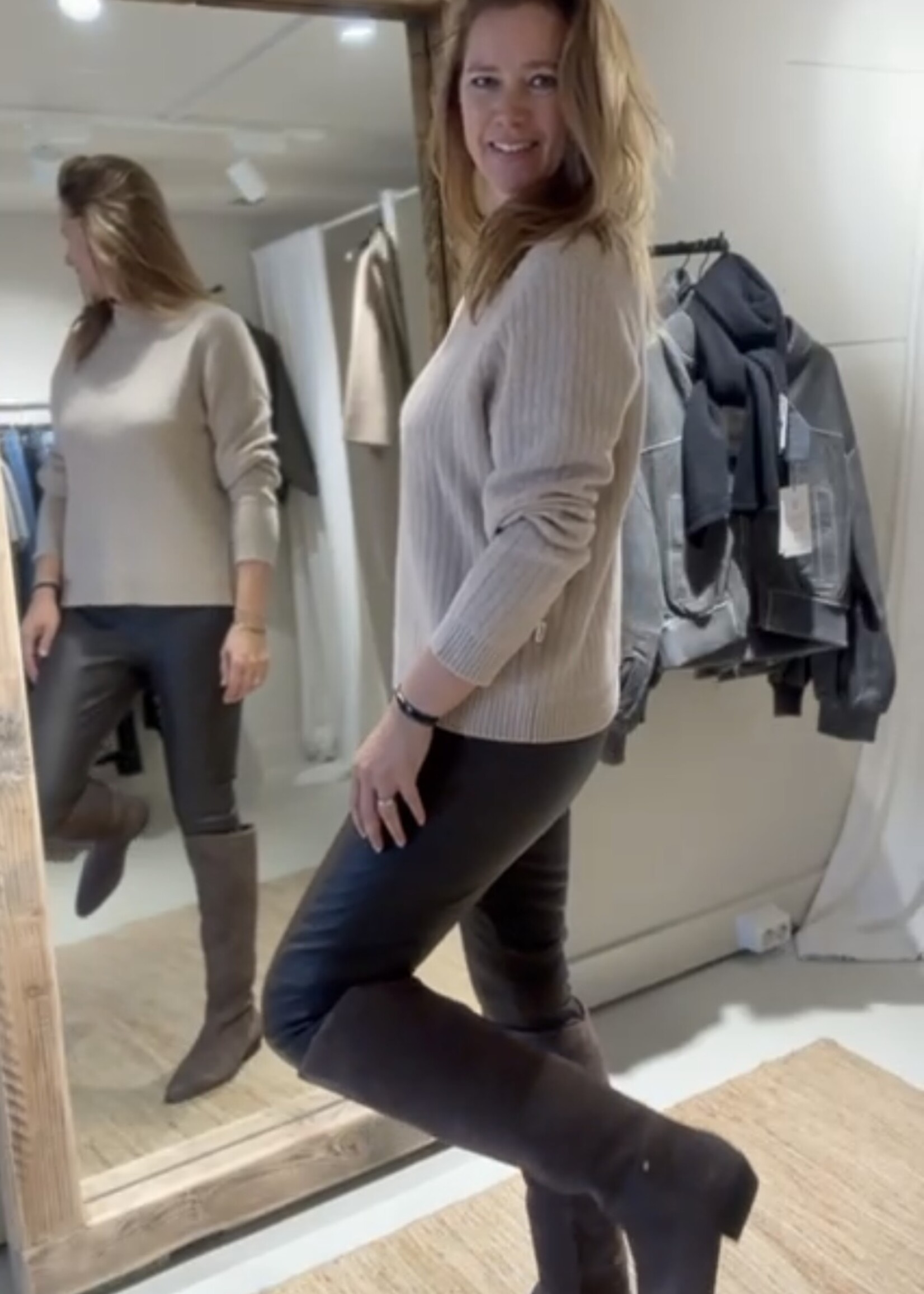 Knit-ted Faux leather pants
