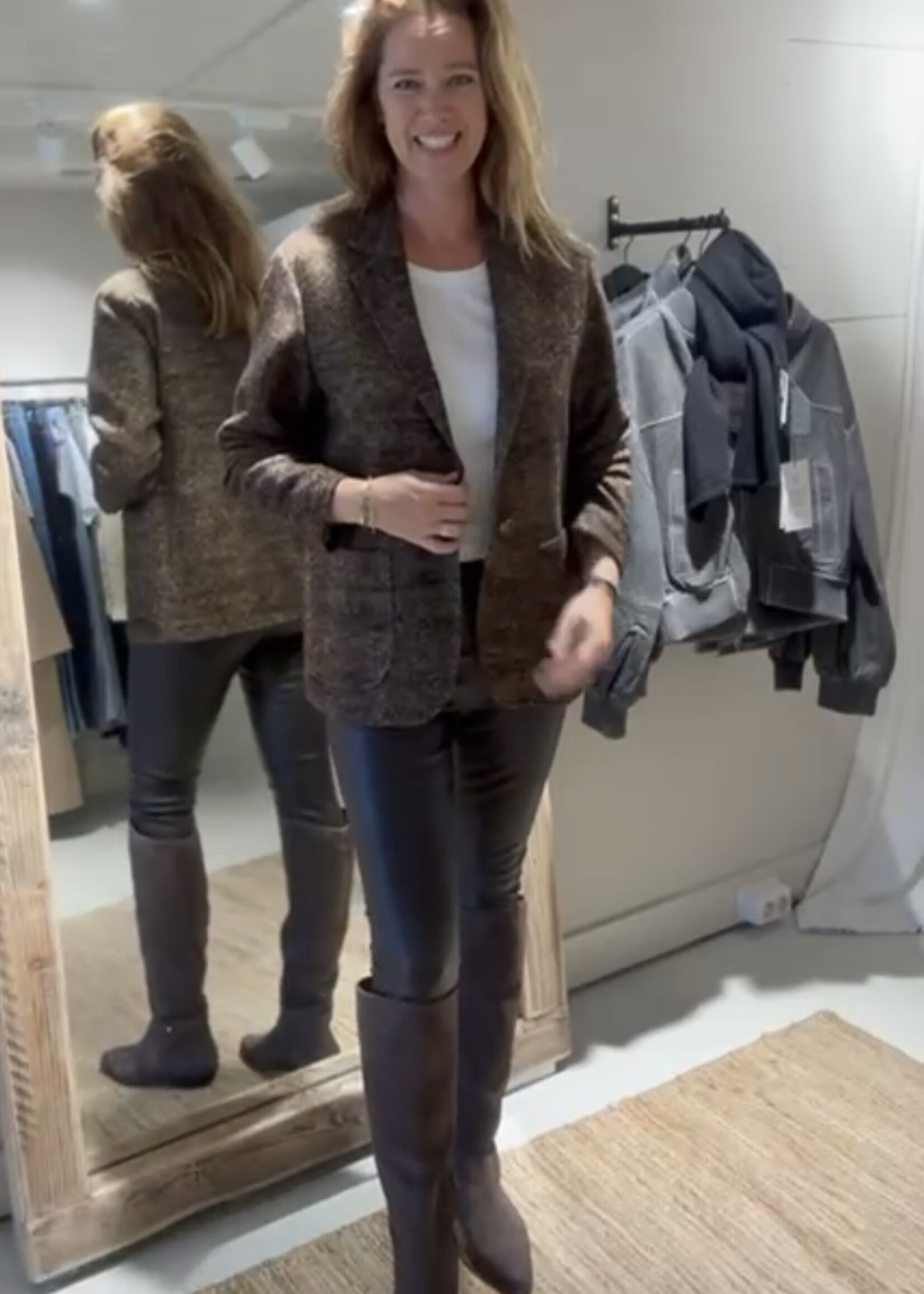 Knit-ted Faux leather pants