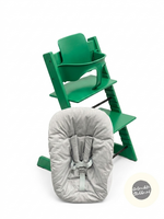 Kinderstoel  groen, licht gebruikt, compleet