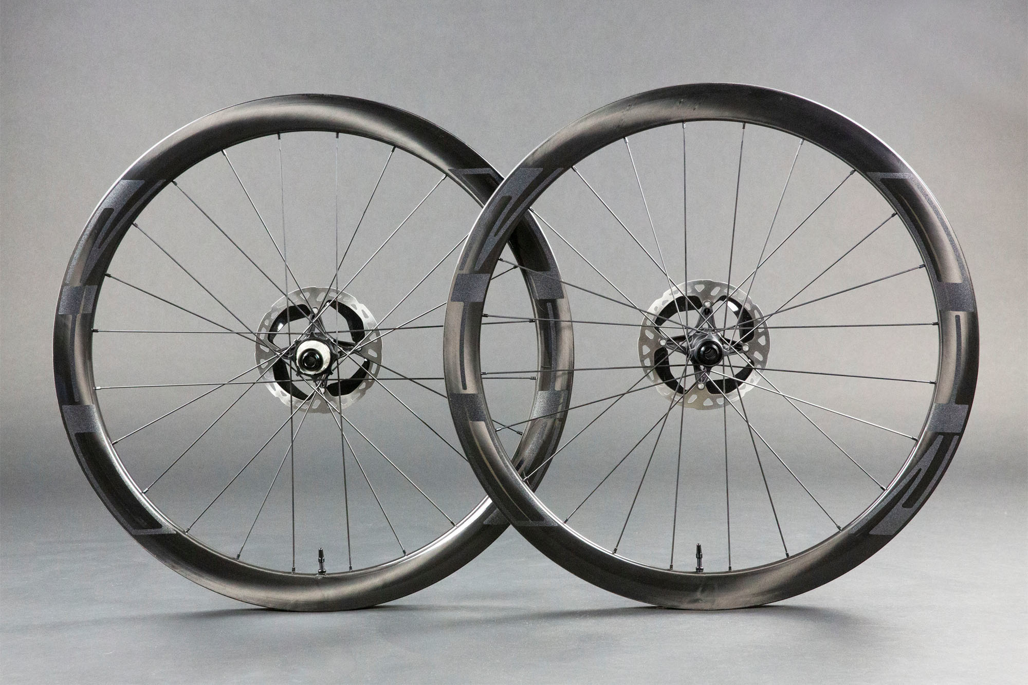 R45 Road Wheelset