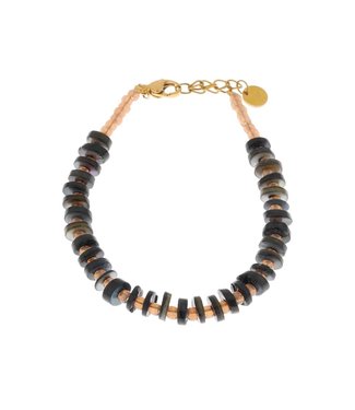 Label Kiki Black shell bracelet gold