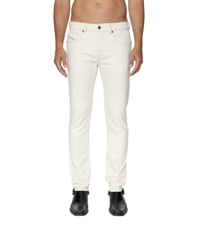 Diesel 2019 D Strukt 09B94