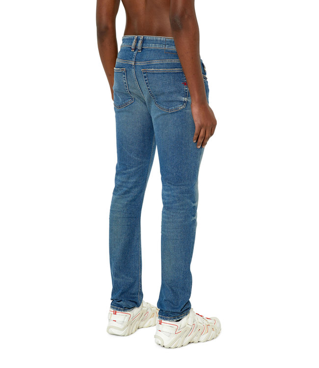 Diesel 1979 Sleenker 09E88