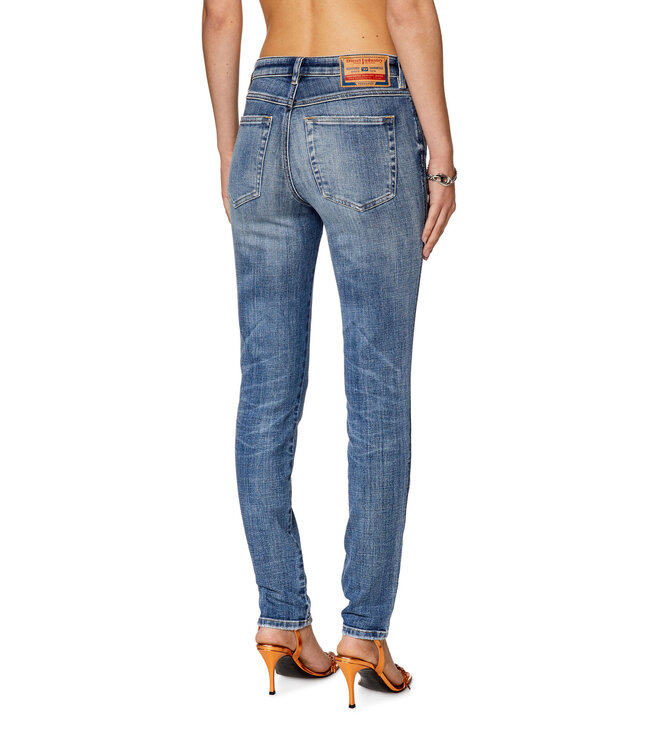 Diesel 2015 Babhila 09G35