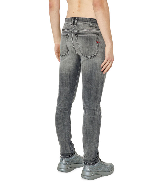 Diesel 1979 Sleenker 09E71