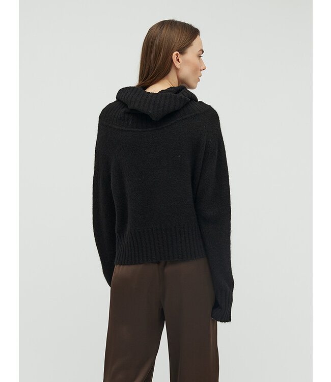 MbyM Loya-M harlowine black