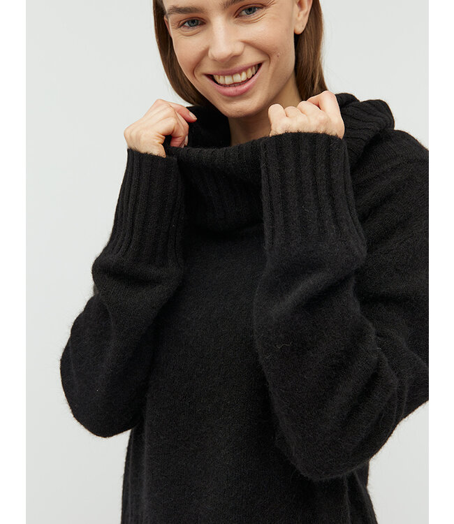 MbyM Loya-M harlowine black