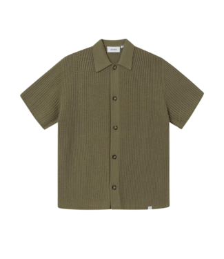 Les Deux Gustavo knit shirt surplus green