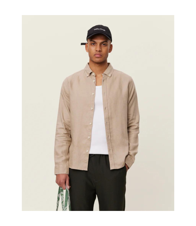 Les Deux Kristian linen bd shirt dark sand LDM410150-810810