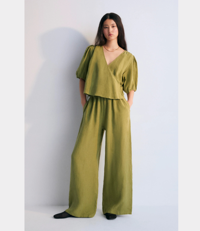 The New Society Hera pnat olive S25WPA10P13