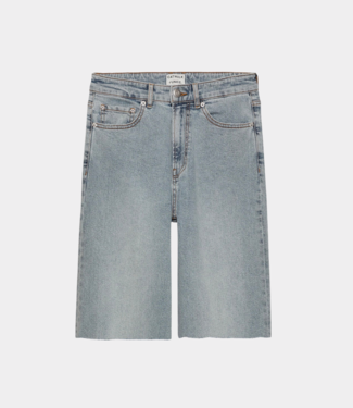 Catwalk Junkie Loose fit jorts blue