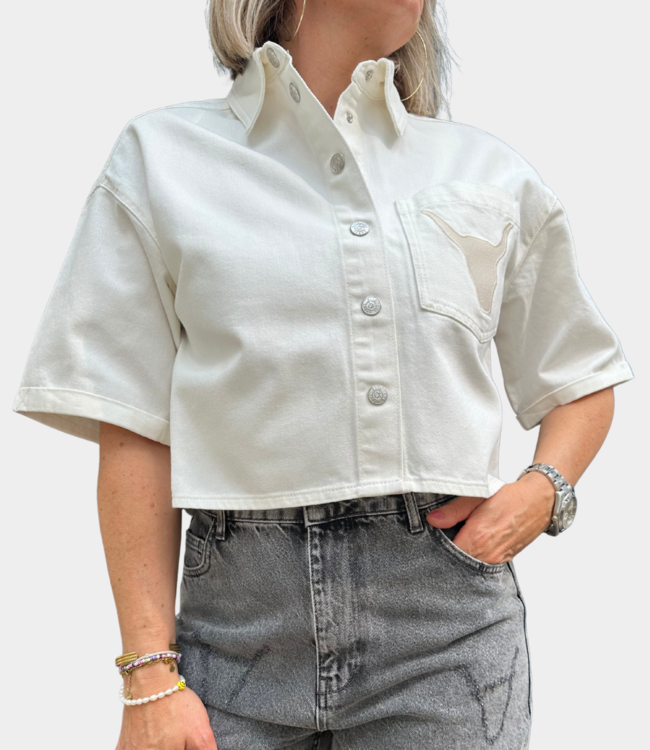 Alix the Label cropped blouse cream – Trendy blouse with refined detail