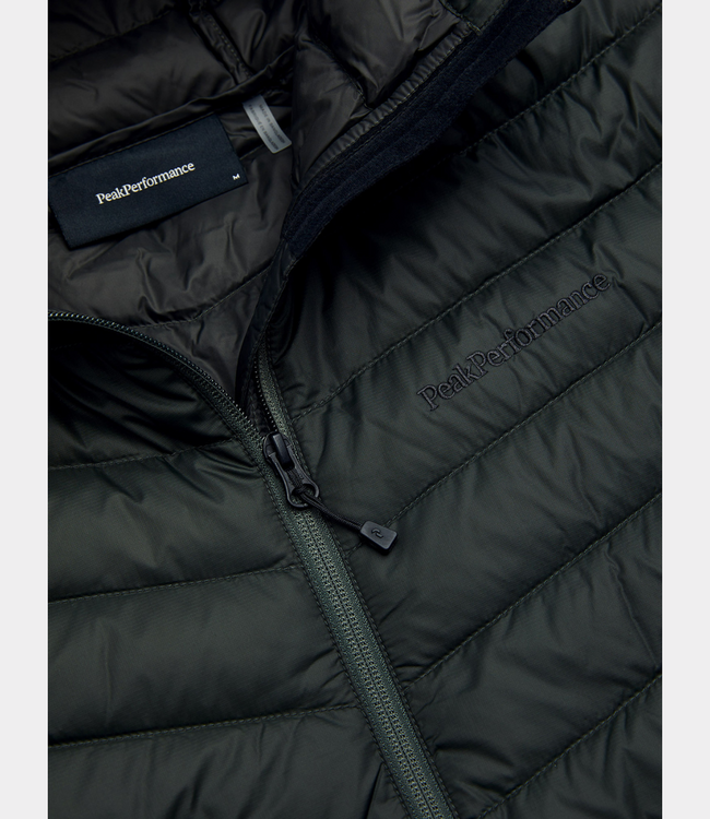 Peak Performance frost down hybrid hood men olive extreme