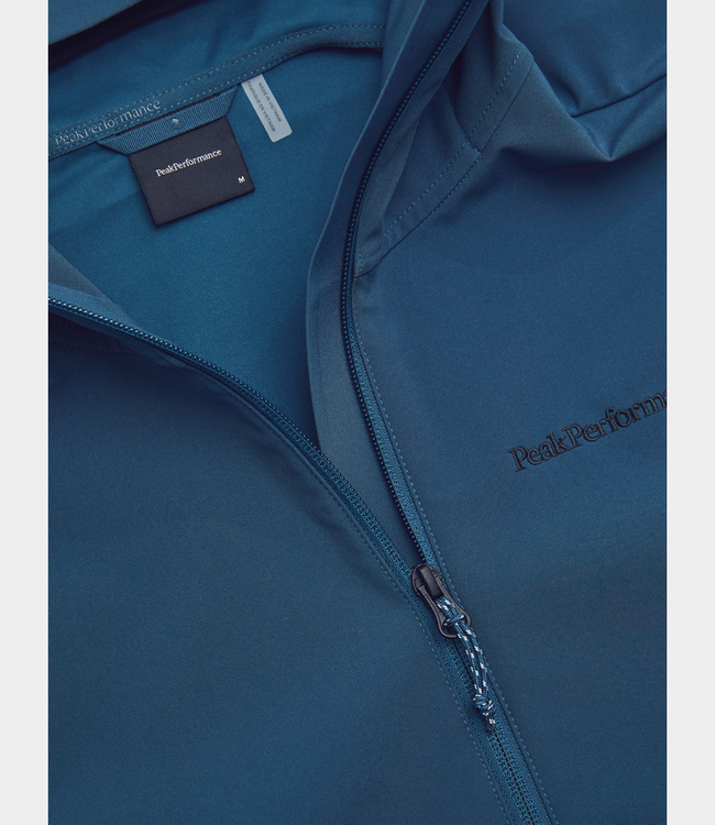 Peak Performance explore hood jacket men mountain lake