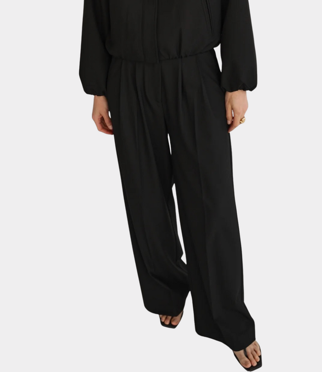 Club L'avenir Behi'CL pant Black