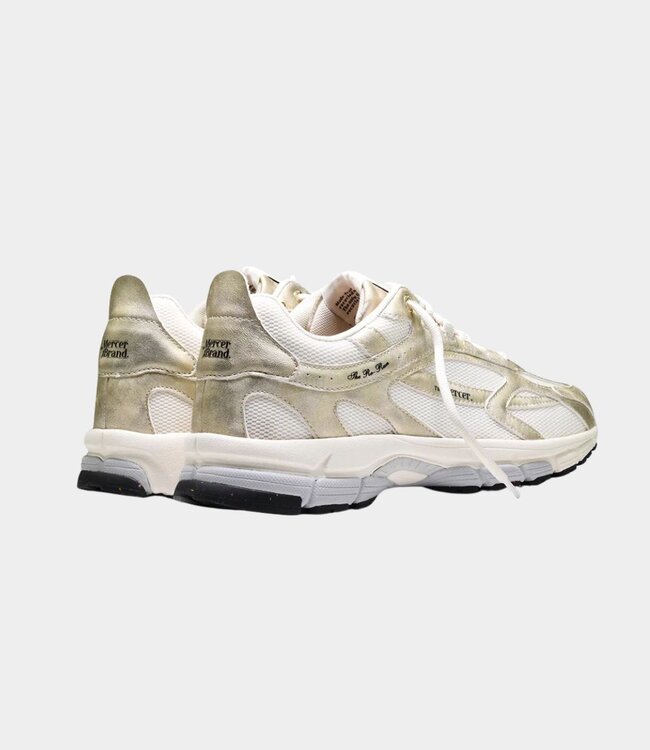 Mercer Re-Run Sneakers Metallic Gold – Luxurious & Stylish Design