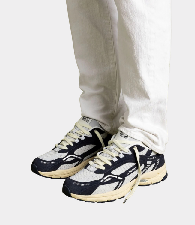 Mercer The re-run vintage suede navy heren sneaker