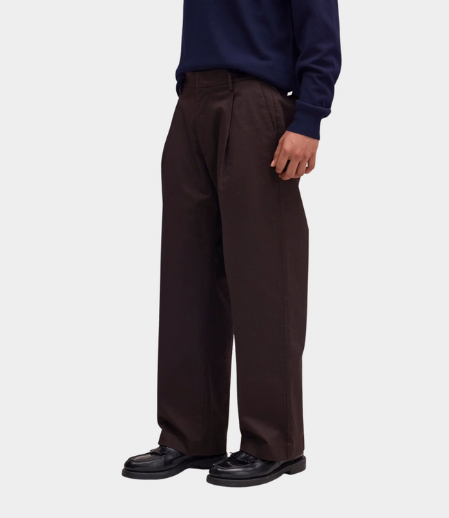 NN.07 Kay pant deep truffle