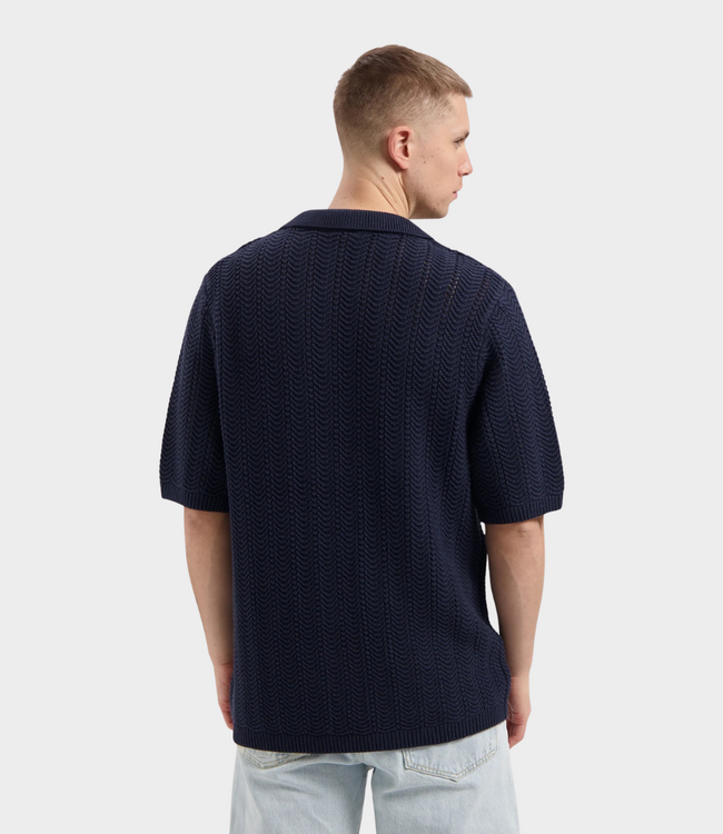 Law of the Sea Whisper structure polo sky captain