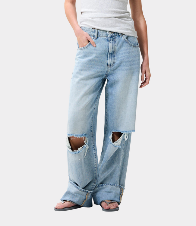 Catwalk Junkie Super loose fit jeans damaged blue